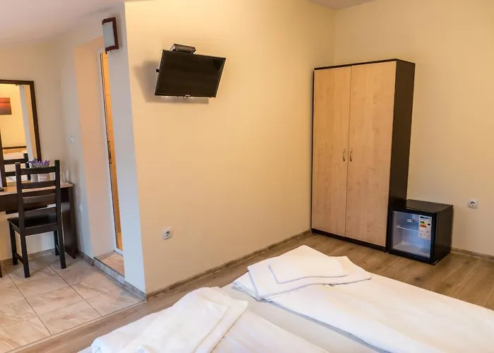 Dam Complex Szálloda *