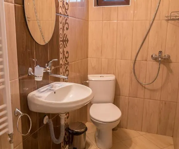 Szálloda Dam Complex *